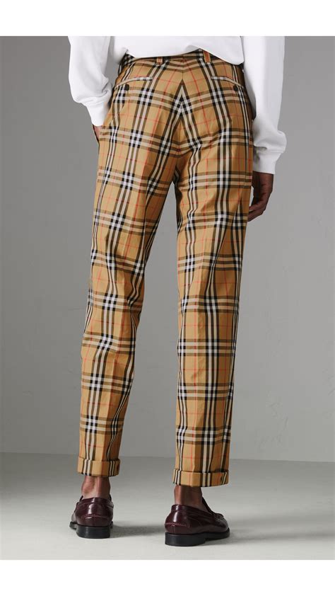 Men's Designer Trousers & Shorts .